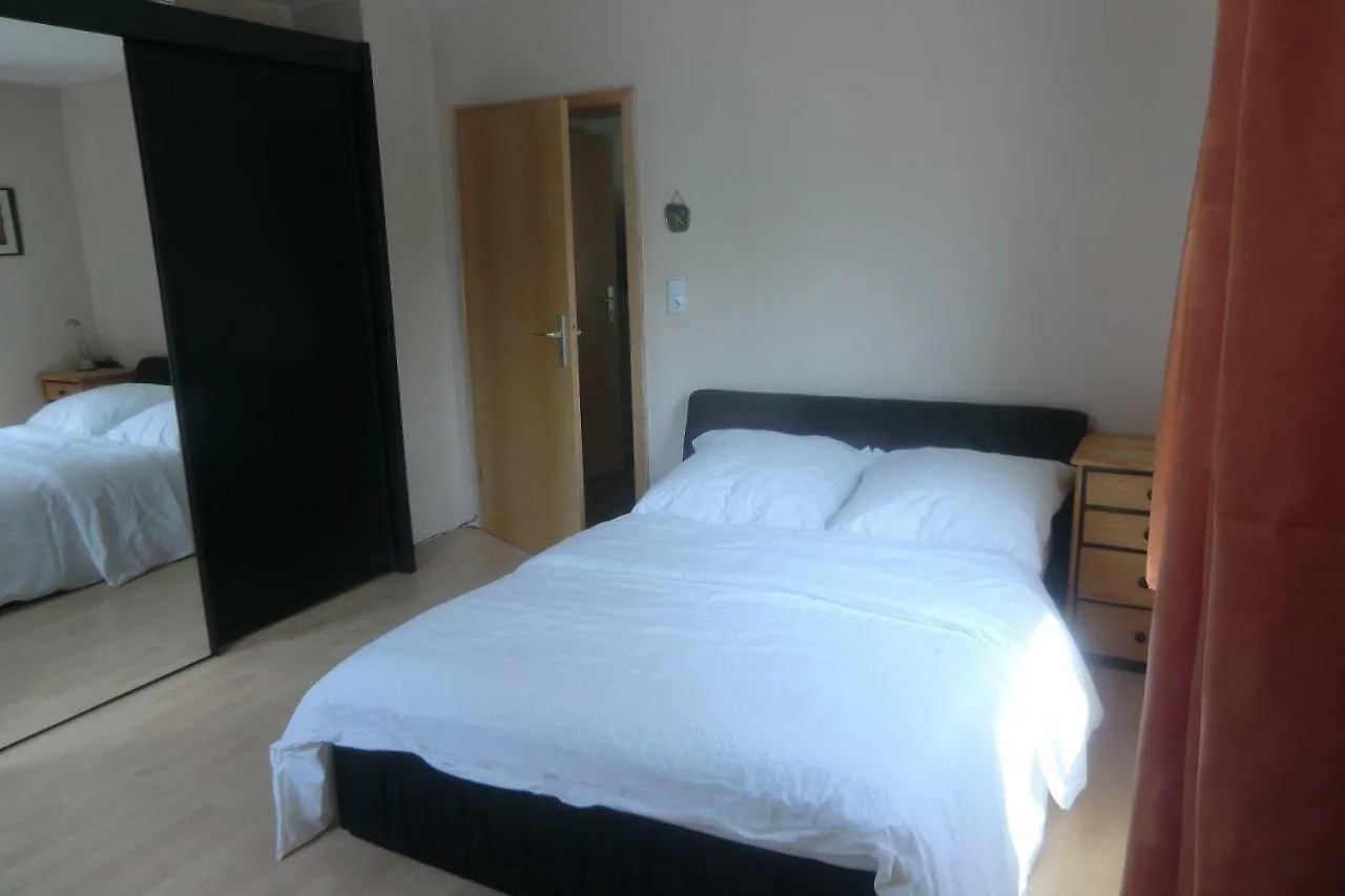 Casa Papa Apartment Friedberg  0*, Friedberg (Bavaria)